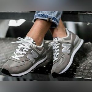 New Balance 574 M8.5 W 10